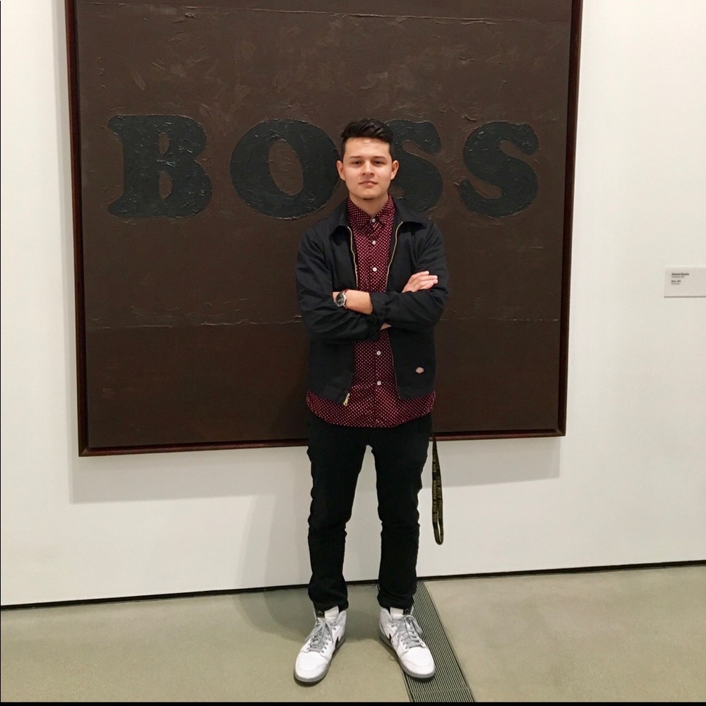 Meet your Posher, Victor